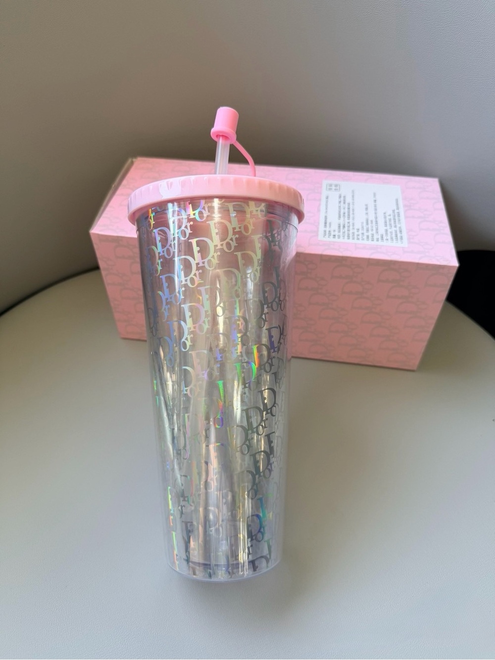 Dior Backstage Pink Oblique 700ml Tumbler Water Bottle with Straw Holographic - Picture 4 of 5